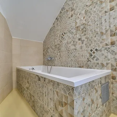 Διαμέρισμα Alberic Waves *