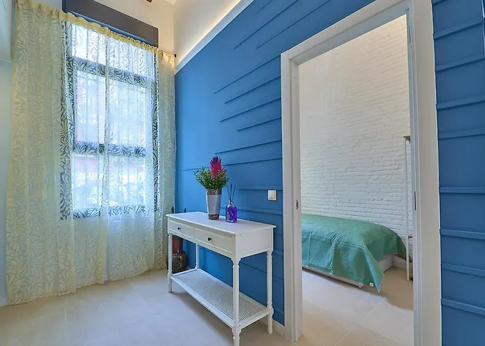 Alberic Waves شقة *