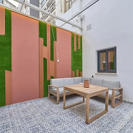 Alberic Waves Valence