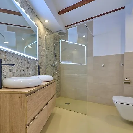 Alberic Waves Appartement *